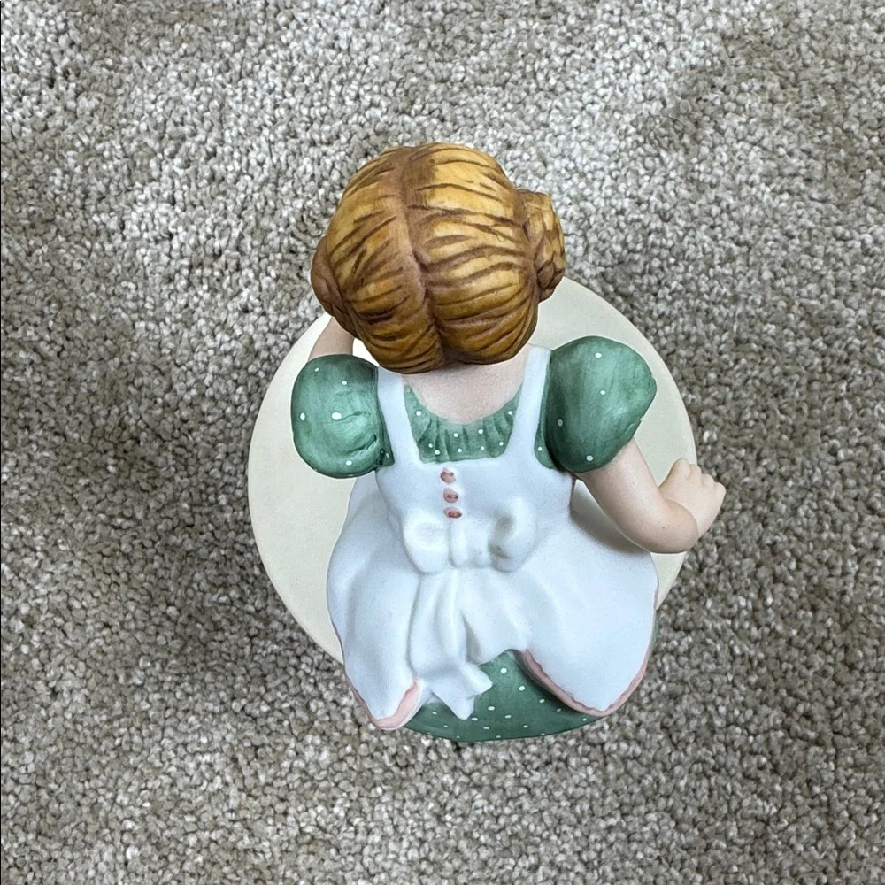 Hallmark charming cake